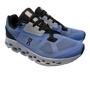 On Women’s Cloudstratus Running Shoes NIB 8.5 Marina/Magnet